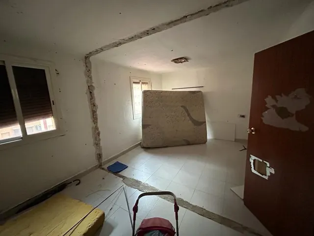SE VENDE PISO EN BADALONA, ZONA SANT ROC — 7