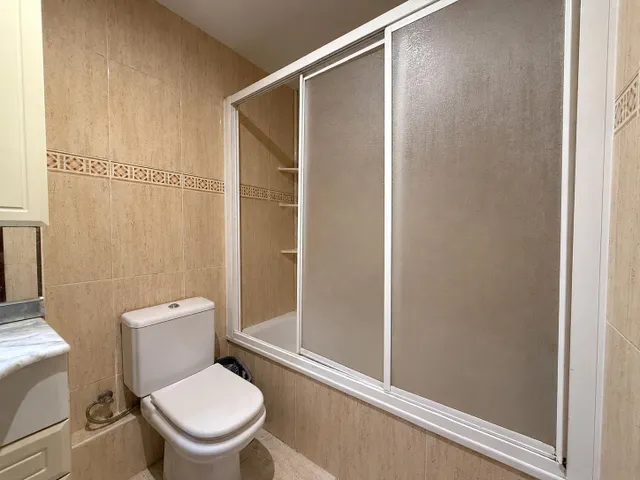 Piso de 4 habitaciones y parking en venta en Vinaròs — 10