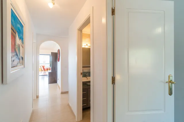 Apartamento con vistas al mar en Altos de Campoamor — 6