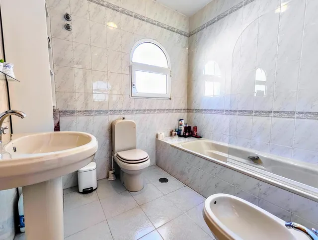 VILLA INDEPENDIENTE EN ZONA PLAZA SOLYMAR A 500 M DE LA PLAYA !!! — 33