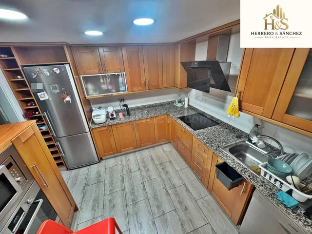 TRÍPLEX DE LUJO EN URBANIZACIÓN VILLA TERESA – SAN GABRIEL – - foto 5