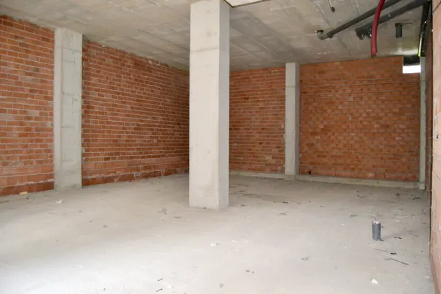 LOCAL COMERCIAL EN PAMPLONA - LEZKAIRU — 4