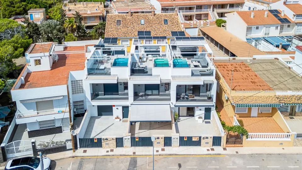 Casa 3 habitaciones en venta - Zona Pueblo