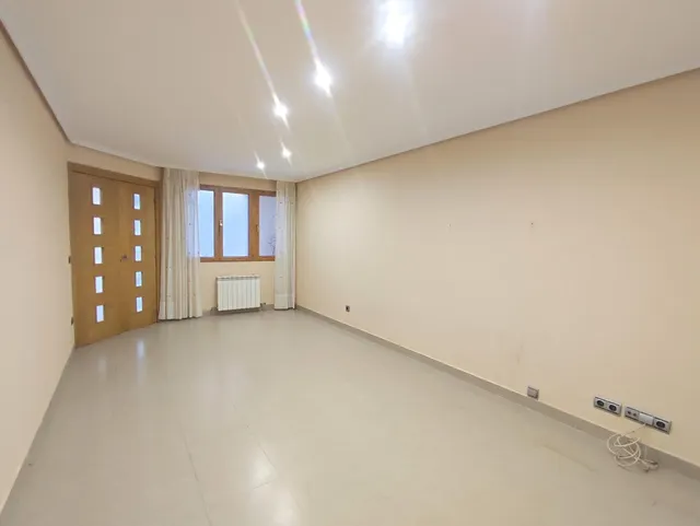 Chalet adosado en Paseo de la Democracia — 11