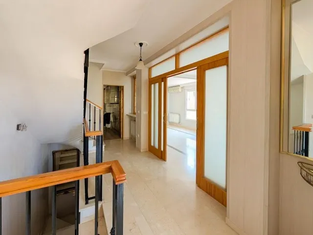 Exclusiva Residencia Unifamiliar en Cájar: Haciendo esquina. Espacio, Calidad y Bienestar para su Familia — 24