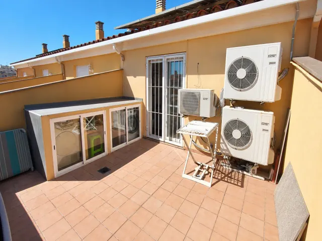 Ref- 08700 Salico presenta Adosado de 4 dormitorios con 80 m2 de terrazas y garaje en  Almazora centro — 28