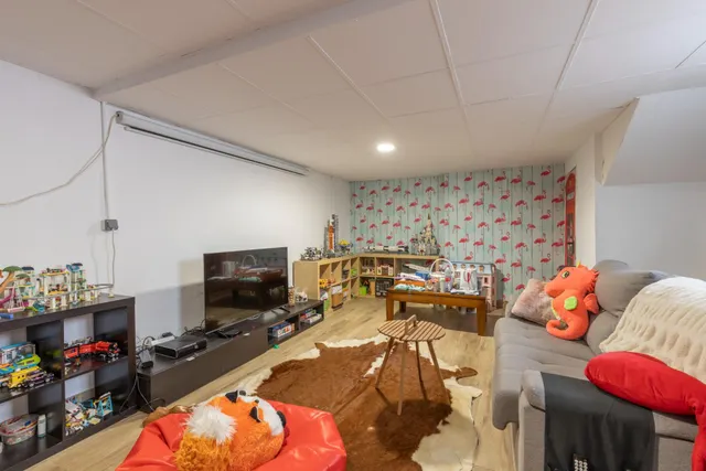 Espacio, confort y calidad: magnífica vivienda unifamiliar adosada — 24