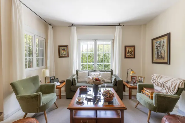 Chalet pareado con piscina, jardín y bonitas vistas a Granada en La Zubia — 6