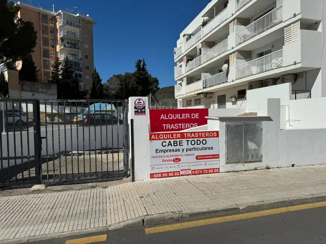 SE ALQUILAN TRASTEROS-ALMACENES Y TAQUILLAS ZONA PALMANOVA — 13