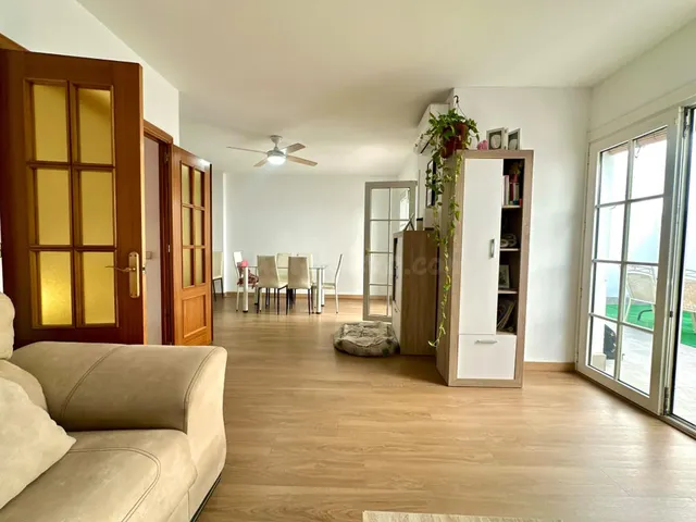 Amplio Dúplex Reformado en Los Molinos, Almería - foto 3
