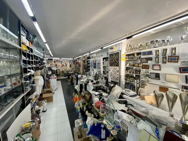 Local comercial 160m² en venta - Centro — 13