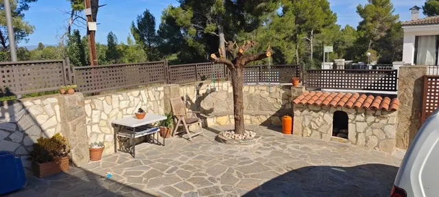 Espectacular Chalet Adosado con Piscina, Terrazas y Diseño Exclusivo — 19
