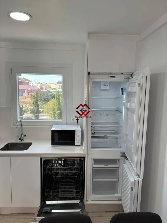Apartamento reformado con terraza a 300 m del mar en Cabo Roig, Costa Blanca — 11