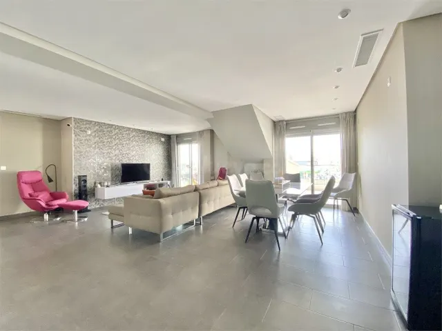 Ático 4 habitaciones 128m² en venta - Villamartín-Las Filipi - foto 4