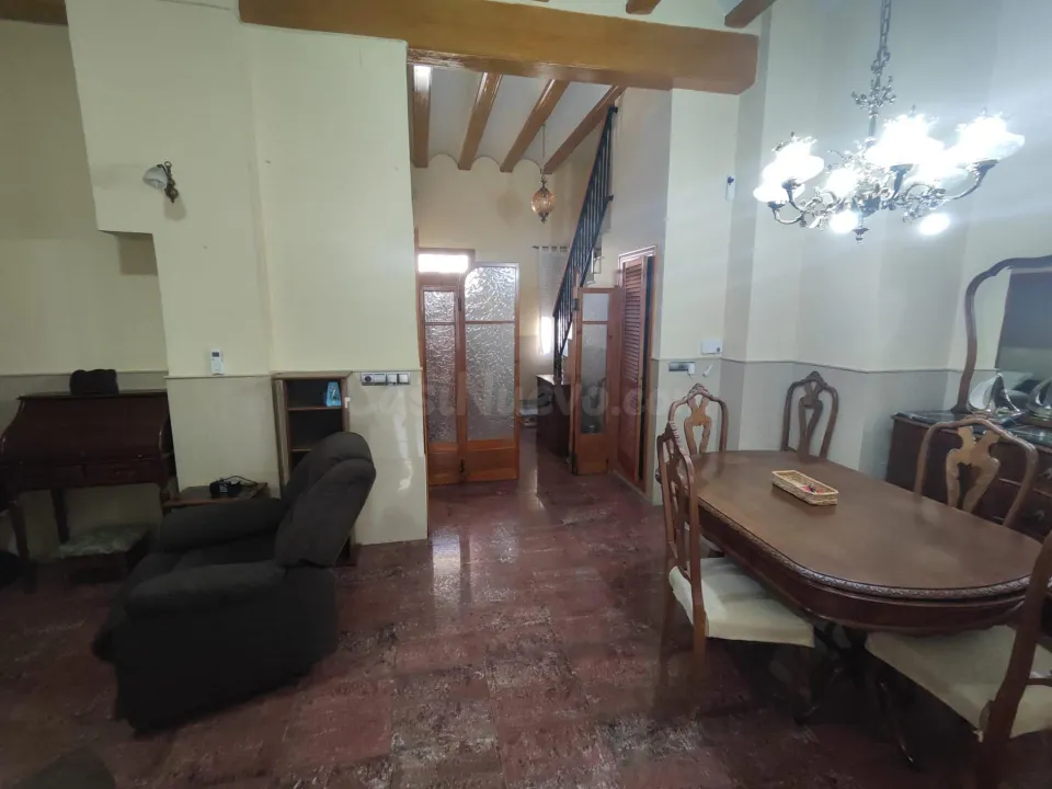 Casa de Pueblo con Terraza en Burjassot
