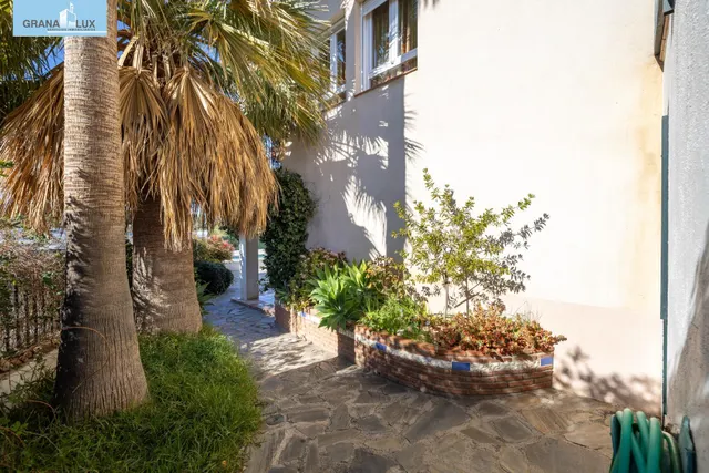 MAGNÍFICO CHALET EN URB. SUEÑOS DE CADIMA, ALHENDIN — 48