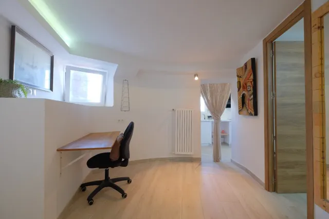 VILLA DE LUJO COMPUESTA POR 3 APARTAMENTOS INDIVIDUALES, TODO DE PRIMERA CALIDAD CON VISTAS AL MAR — 36