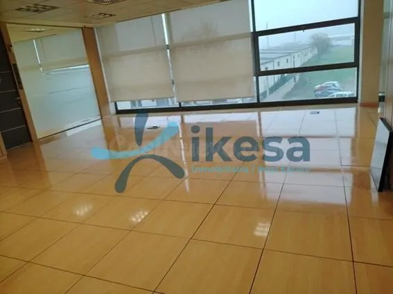Venta de Local Comercial en Córdoba. - foto 5