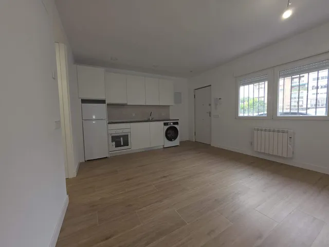 Acogedor Piso en Coslada, Ideal para Entrar a Vivir por €203.500 — 8