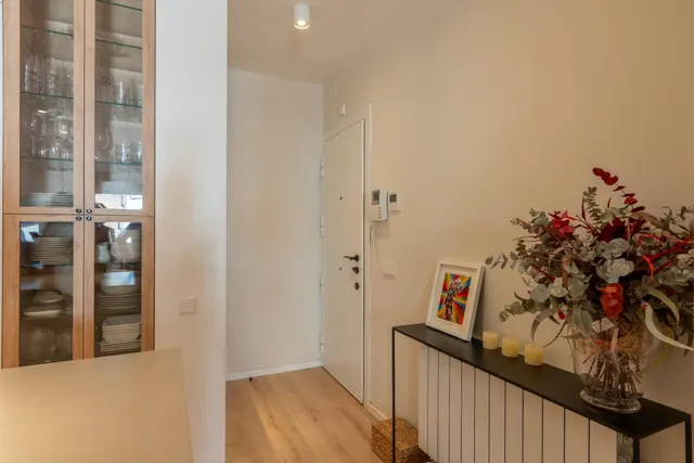 Piso reformado de diseño con terraza en Les Corts – Travessera de les Corts — 28
