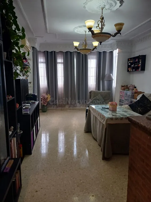 SE VENDE PISO EN PRIMERA PLANTA EN ZONA BARRIO BAJO - foto 5
