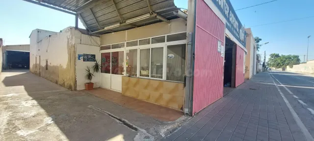Nave industrial 1300m² en venta - Ciudad de Asís — 3