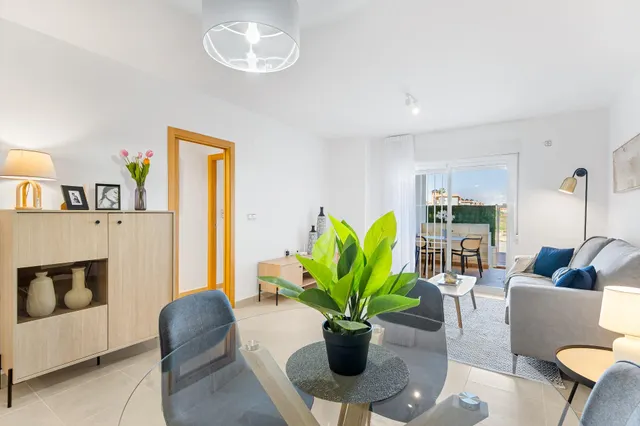 Moderno Piso en Lomas de Cabo Roig con Vista al Mar — 8