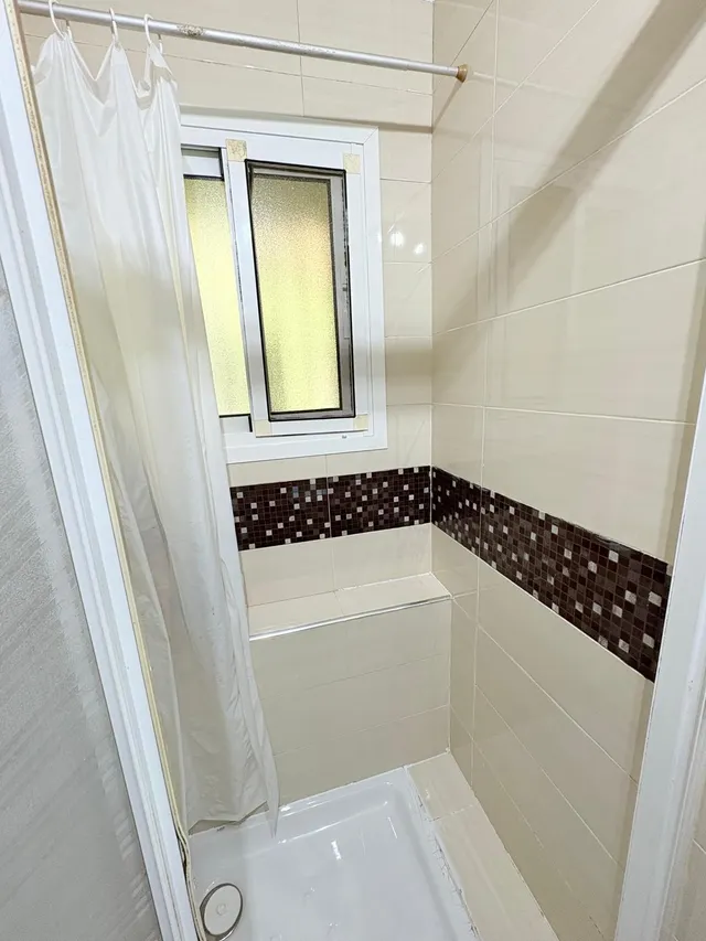 Planta baja 3 habitaciones 67m² en venta - Girón - Las Delic - foto 5