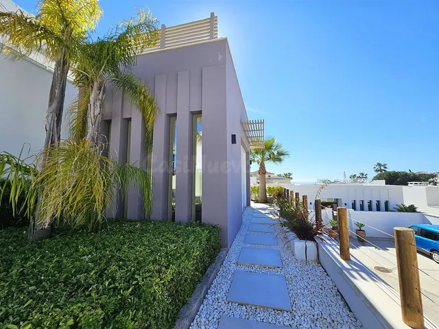 Chalet 5 habitaciones 357m² en venta - Riviera del sol — 2