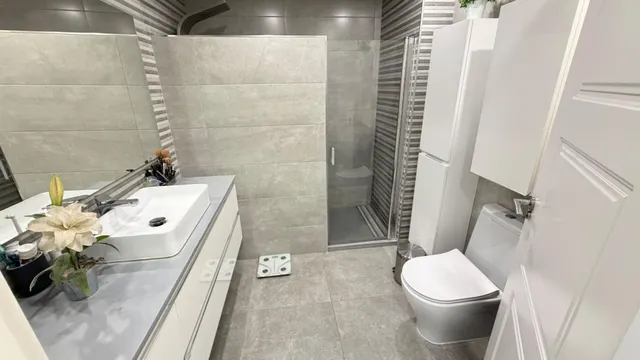 Espectacular vivienda de 195 m2 con 4 dormitorios en pleno bulevar gran capitán — 34