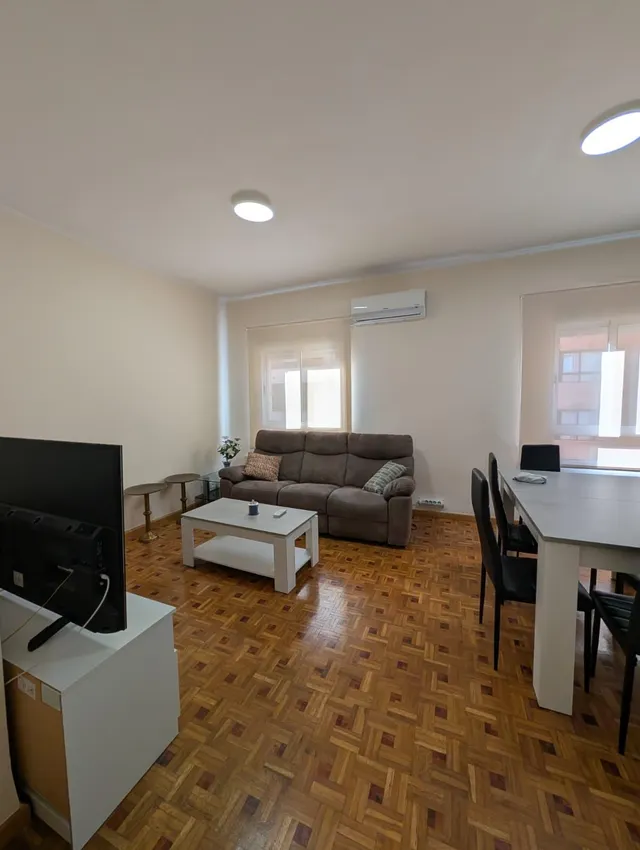 Vivienda exterior con orientación sur y ascensor en Patraix — 25