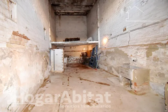 AMPLIA CASA CON TERRAZA Y BALCÓN PARA HACER A TU GUSTO — 23