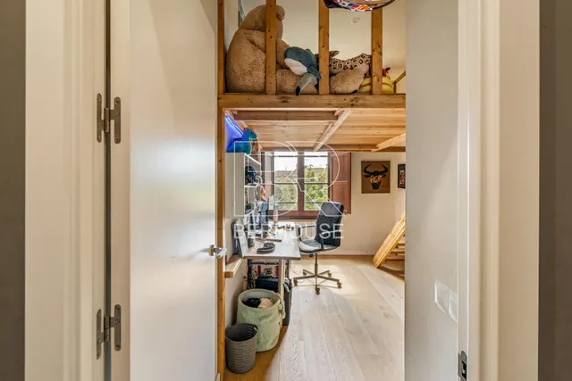 Piso con jardín privado en finca catalogada - Teià centro — 23