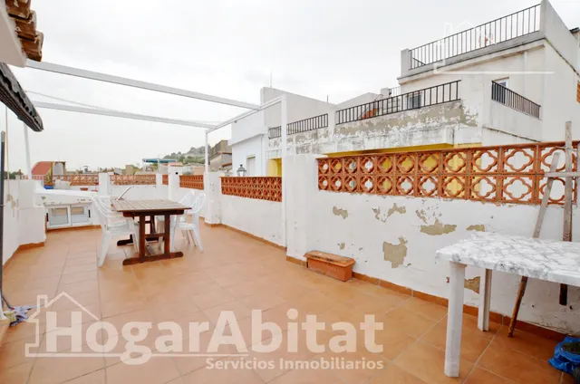 AMPLIA CASA  REFORMADA ESQUNERA CON TERRAZA Y BARBACOA — 15