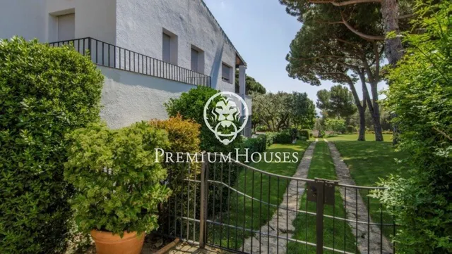 Casa en venta con piscina en Sant Andreu de Llavaneres — 6
