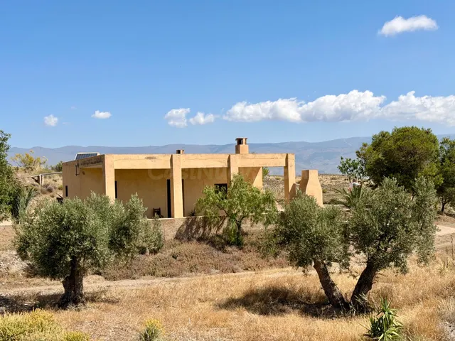✨ Cortijo en plena naturaleza con 42.000 m2 de terreno, plac - foto 2
