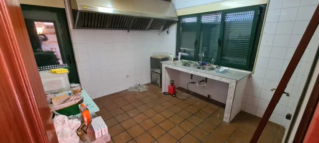 CASA REFORMADA USO HOTELERO EN SANTA COMBA — 30