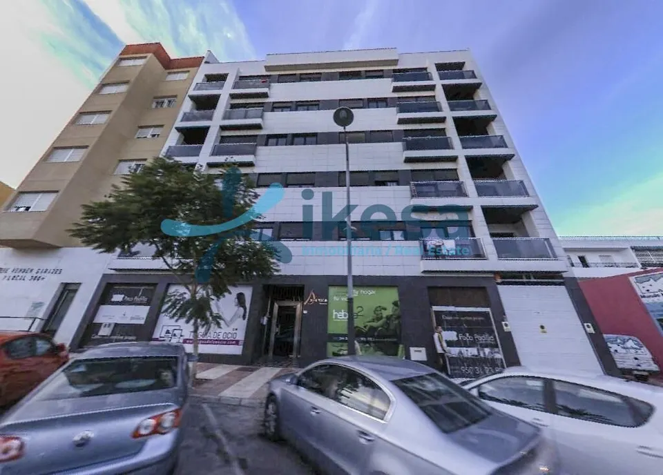Venta de Edificio sin posesión (no visitable) en Aguadulce, Roquetas de Mar - Almería