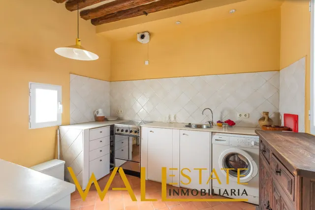 Venta de piso junto a la plaza mayor — 9