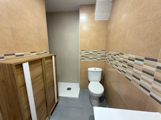 Espacioso y Moderno Piso Reformado en Altozano, Alicante - ¡Tu Nuevo Hogar Te Espera! — 12