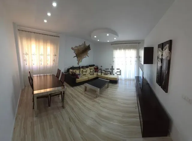 PISO MUY AMPLIO EN EL CENTRO DE MAZARRÓN - foto 4