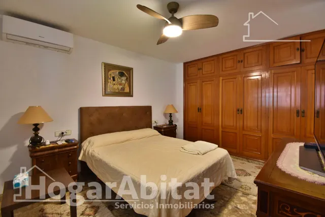 CHALET CON TERRAZA, GARAJE Y BARBACOA EN LA PLAYA DE GANDÍA — 29