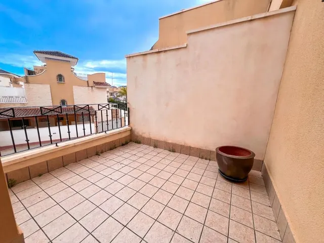Casa 3 habitaciones 107m² en venta - El Mojón — 30