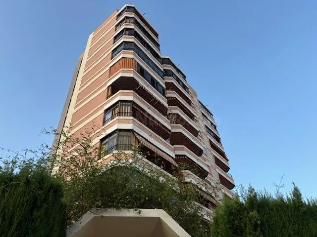 Apartamento de alquiler temporal en zona Torreón Benicàssim  - foto 3