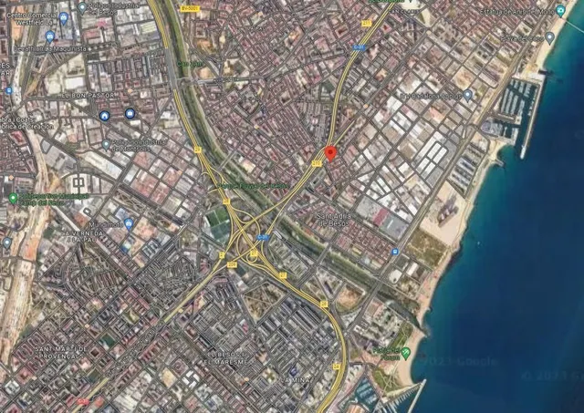 EN VENTA PLAZA DE PARKING EN CR. D'ENRIC GRANADOS - BDN