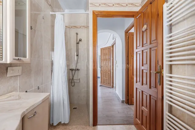 Villa 3 habitaciones 250m² en venta - Centro de la Ciudad Quesada — 34