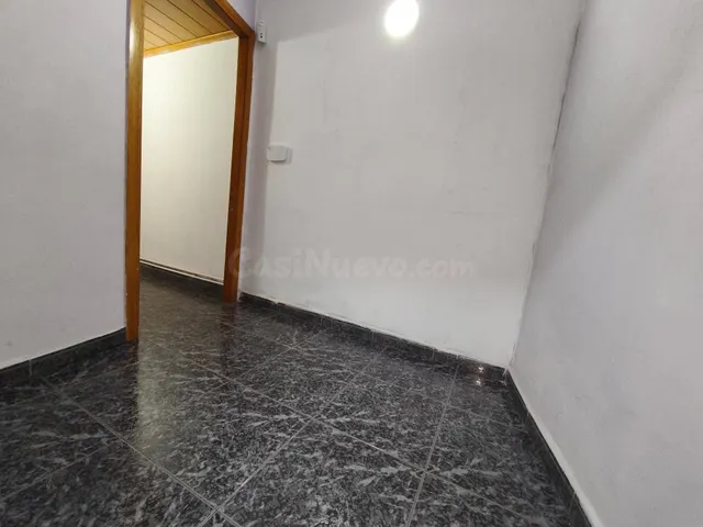 Piso de 3 habitaciones en la teixonera , muy soleado y bien equipado — 4