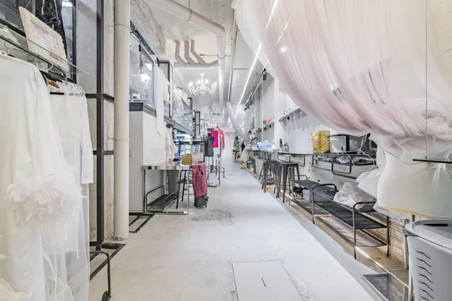 Se vende espectacular espacio comercial reformado en el corazón de Granada — 5