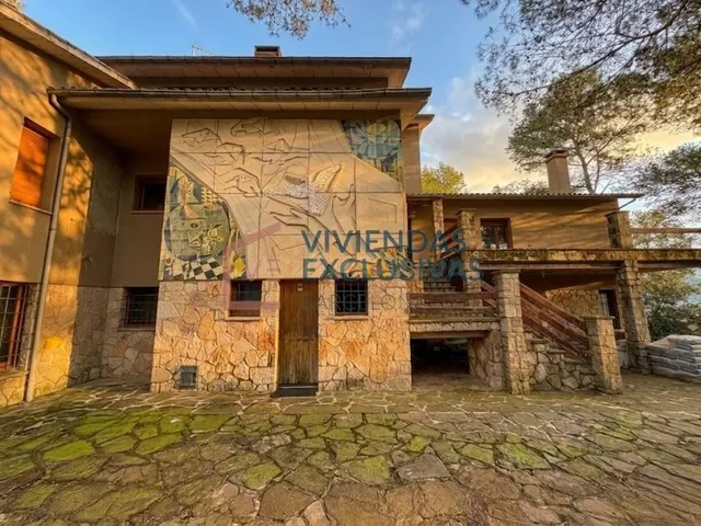 TERRENO + CASA PARA REFORMAR + POSIBILIDAD DE LICENCIA TURÍS - foto 5