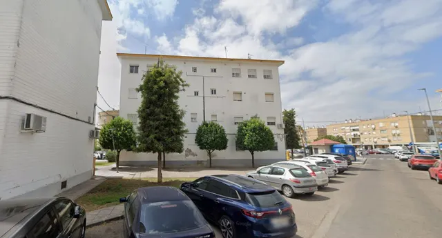 Venta piso en San José de la Rinconada (Sevilla) — 2